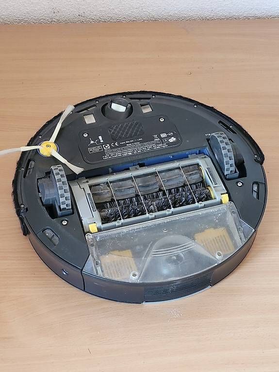 Irobot Staubsauger & Zubehör: Staubsaugrobotter Romba 770 (2Stk) – Gebraucht aus Frauenfeld von J2456S 4