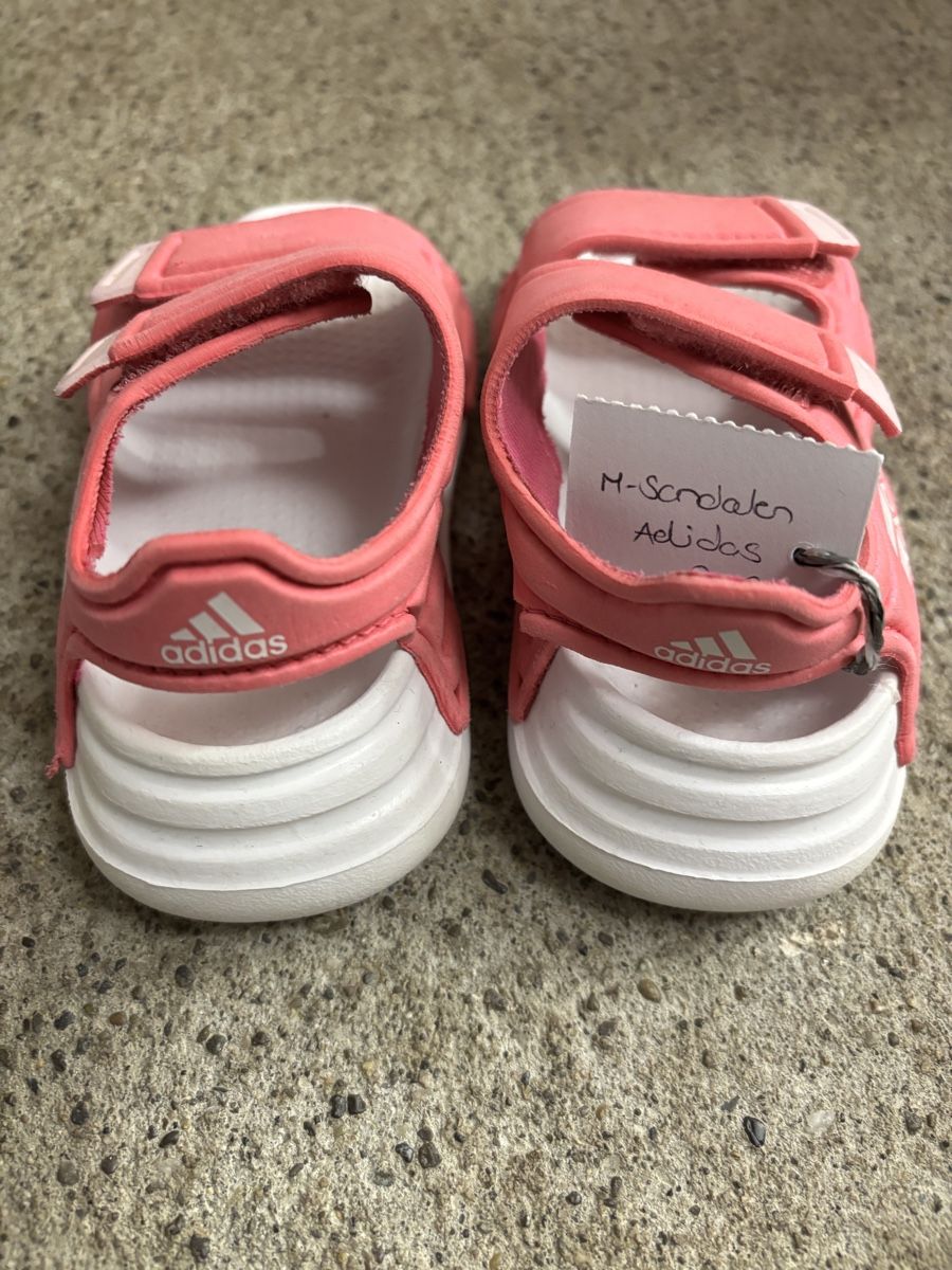 Adidas Scarpe per ragazze: Adidas Sandalen Pink, Grösse 20 – Usato da Büren an der Aare venduto da Nikito2001 1