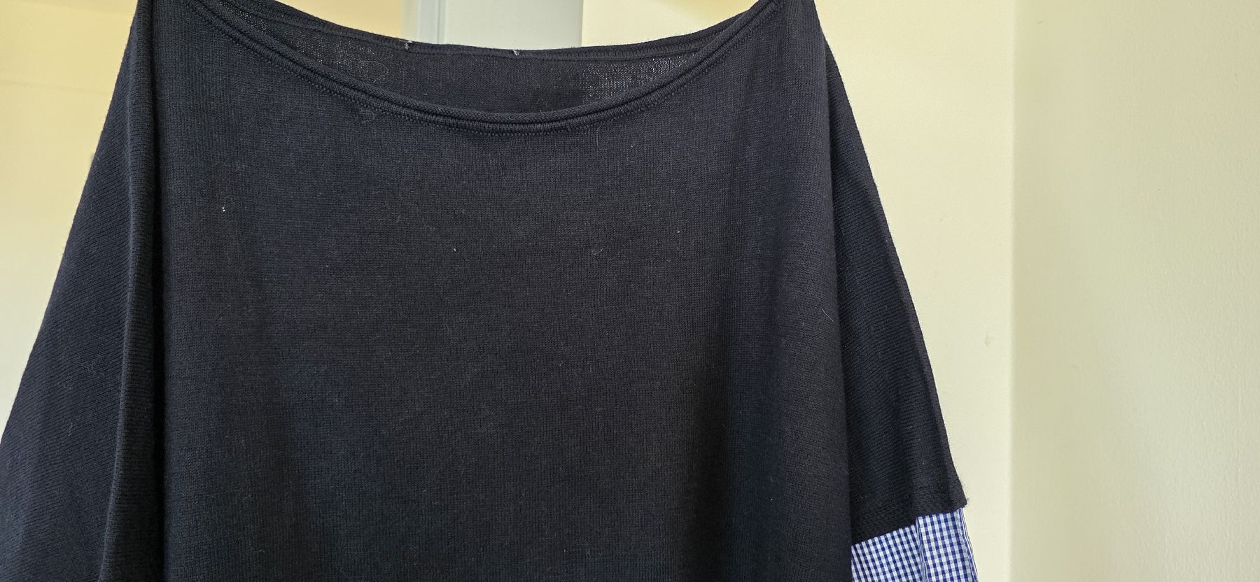 Maglioni & Felpe: Pull bleu marine – Usato da Yverdon-les-Bains venduto da van_dq65 4