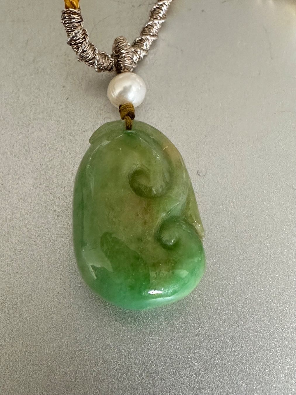 Ciondoli: Wunderschöner Jade-Anhänger – Usato da Onex venduto da Antiqueshow