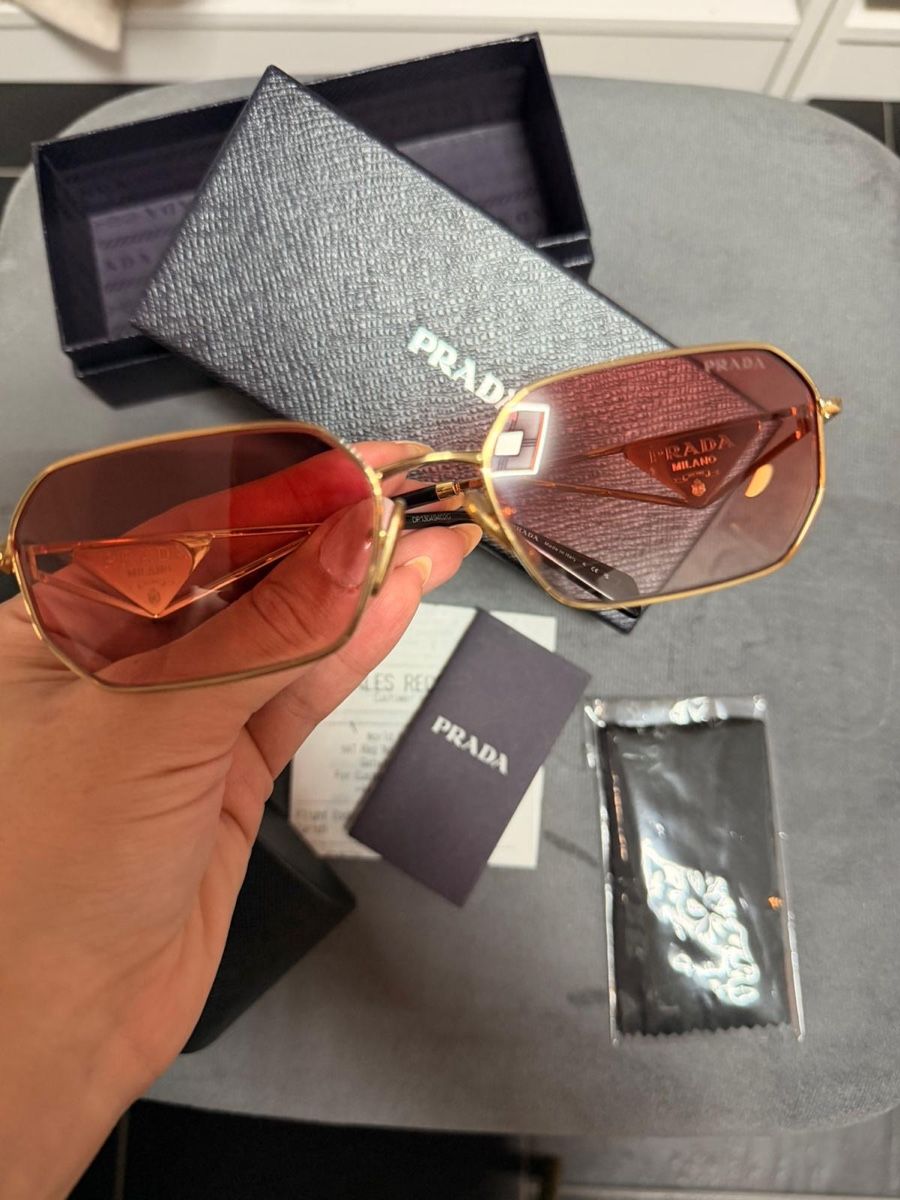 Prada Occhiali & Lenti: ORIGINAL PRADA SONNENBRILLE – Nuovo (secondo la descrizione) da Bern venduto da mir_dh2r 2