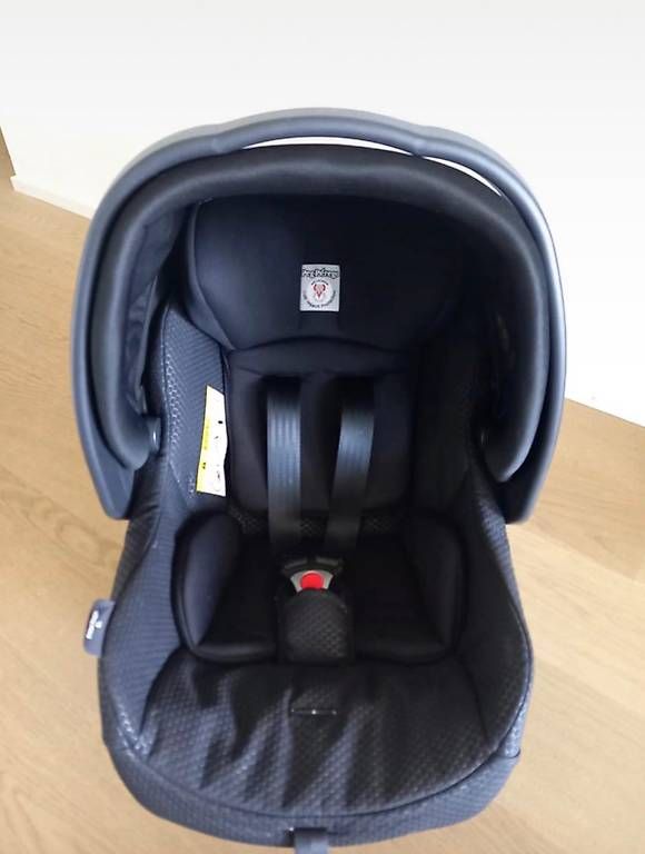 Peg Perego Carrozzine: Poussette trio Peg Perego nacelle + coque auto – Usato da Neuchâtel venduto da del_5jjp 2