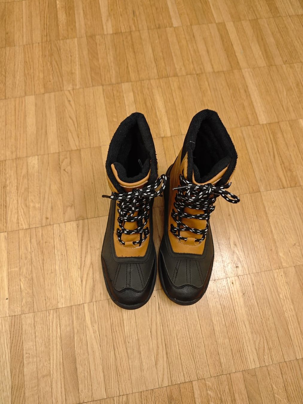Scarpe da uomo: Winterstiefel von Cortina Gr. 40 – Usato da Fällanden venduto da natilein1 3