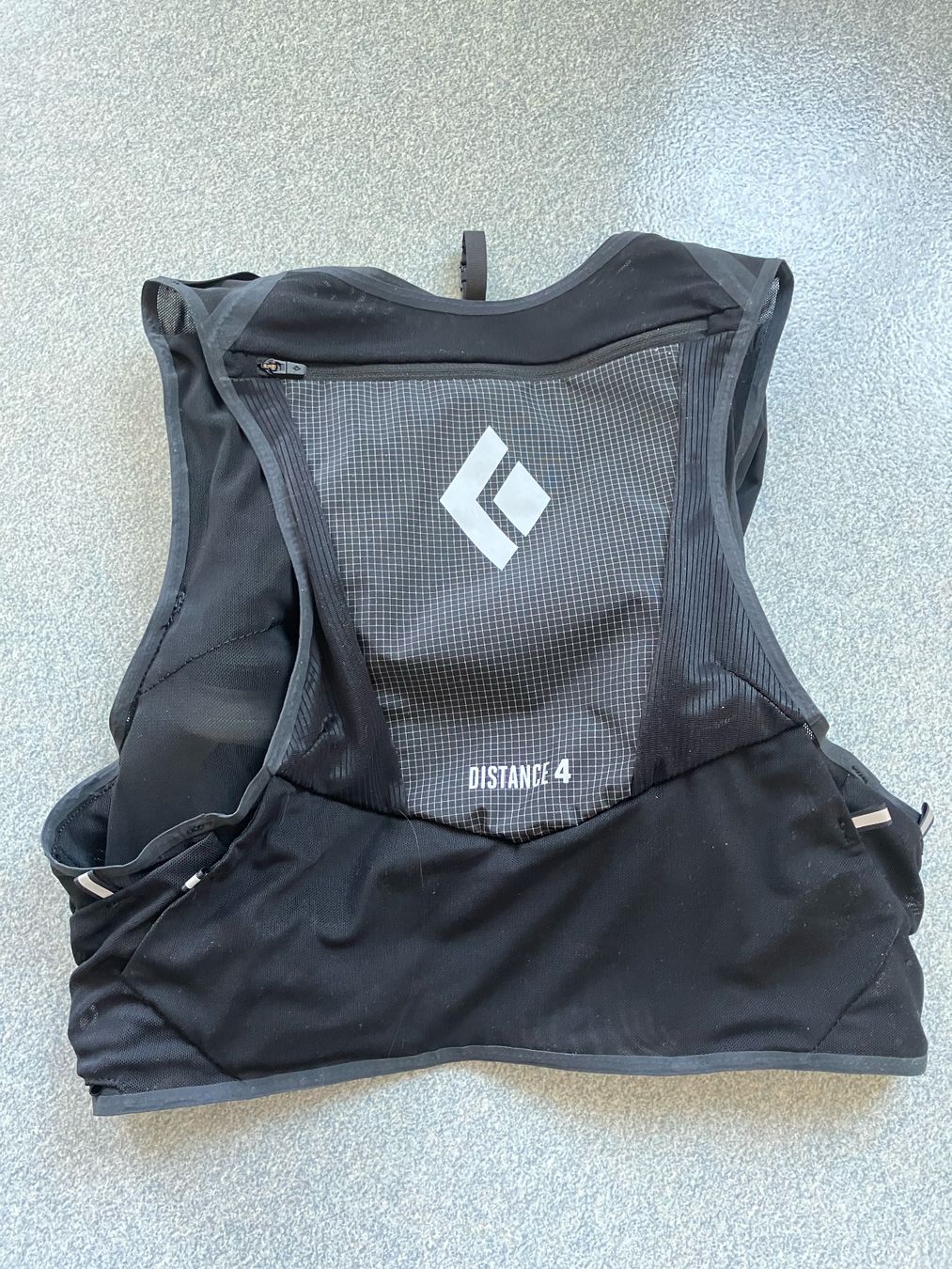Black Diamond Zaini: Trailrunning Weste Black Diamond Distance 4, Grösse S – Nuovo (secondo la descrizione) da Basel venduto da lisa0103 1
