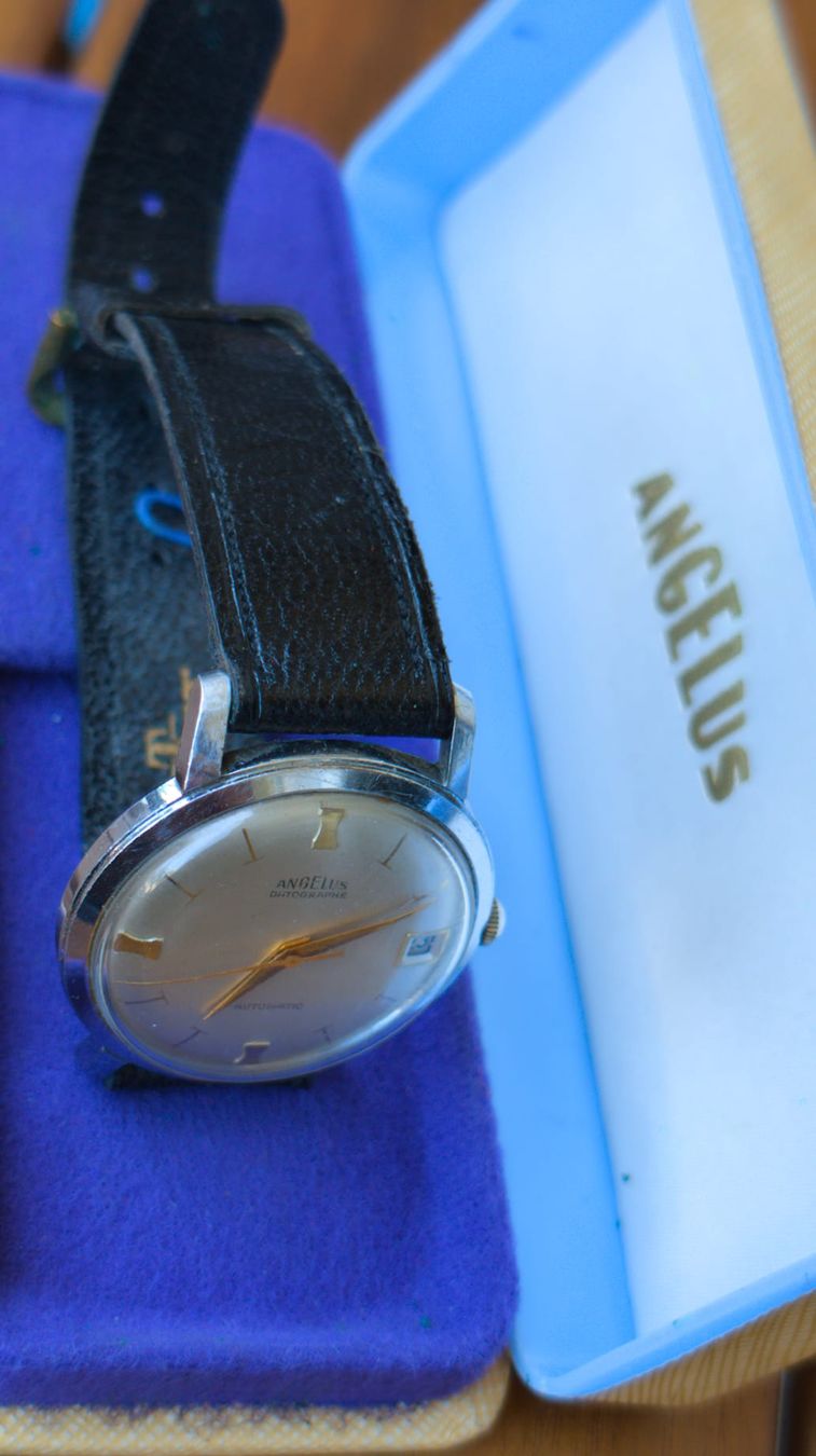 Angelus Uhren: Armbanduhr Angelus Datographe Automatic gebraucht – Gebraucht aus Kreuzlingen von dad_9x7b 1