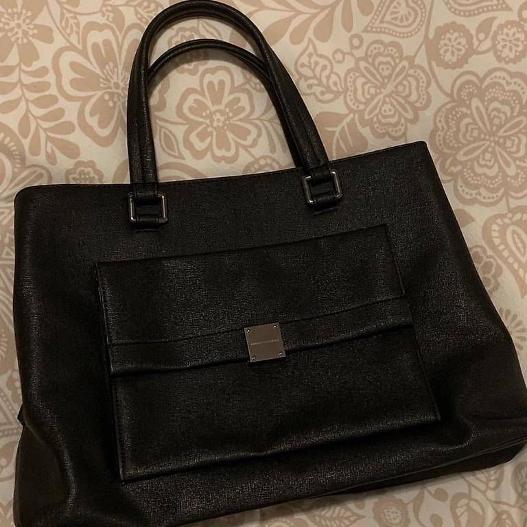 Taschen für Damen: Schwarze Armani Tasche  – Gebraucht aus Luzern von VStore 1