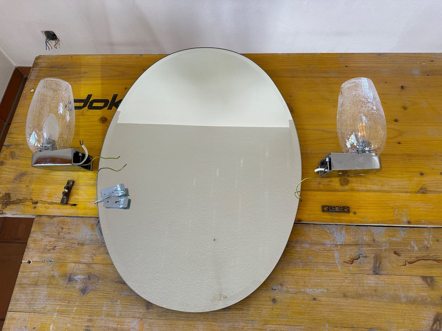 Laufen Lavabi & lavandini: Lavabo mit Spiegel und Leuchten – Usato da Giswil venduto da Askan59 2