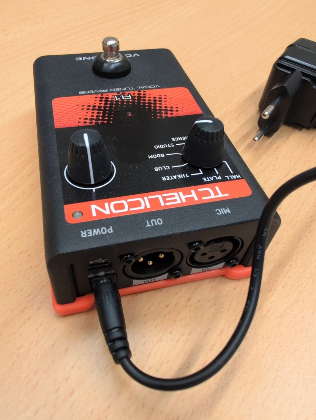 Equalizzatori: Vocal Hall Effektgerät Voicetone R1 – Usato da Kirchberg SG venduto da Speedcuber77 1