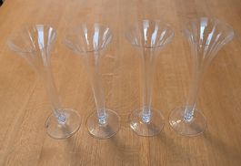 4 Sektgläser Glas klar mit Gravur guter Zustand, Rarität 