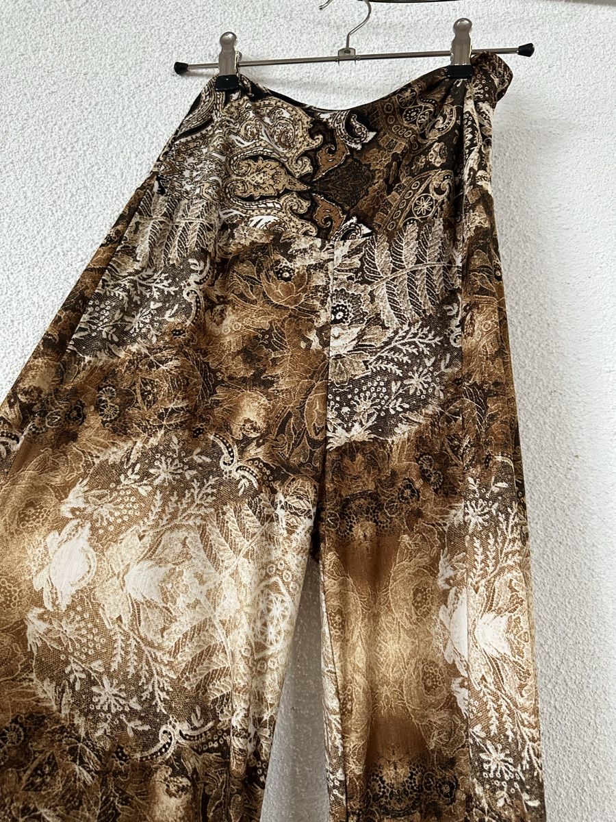 Hosen: Boho Palazzo Pants - Flowy & Stylish! – Gebraucht aus Vevey von ledidream