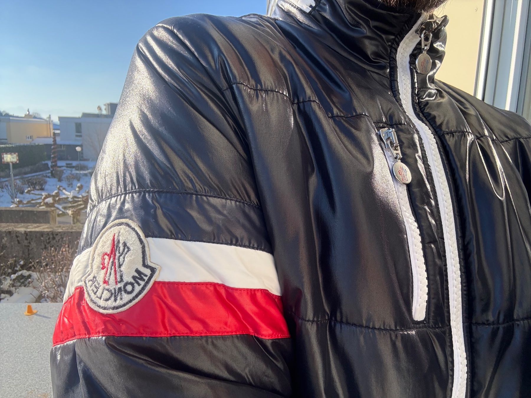 Moncler Giacche: MONCLER Daunenjacke – Usato da Zollikofen venduto da aca_p8yz 1