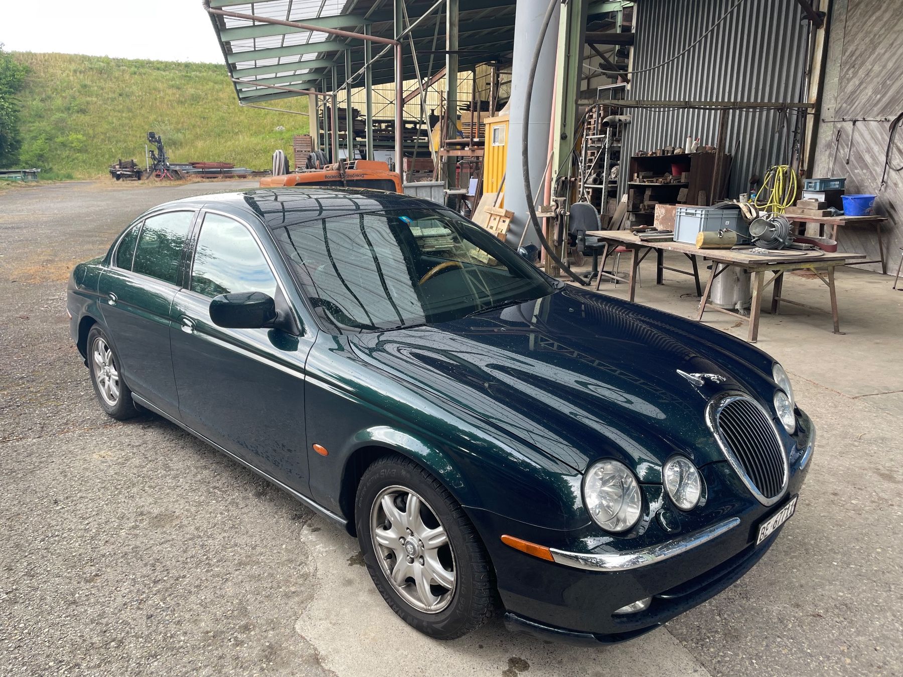 Jaguar Automobili: Jaguar S-Type 3.0 Liter Schnäppchen – Usato da Nidau venduto da Weixel 5