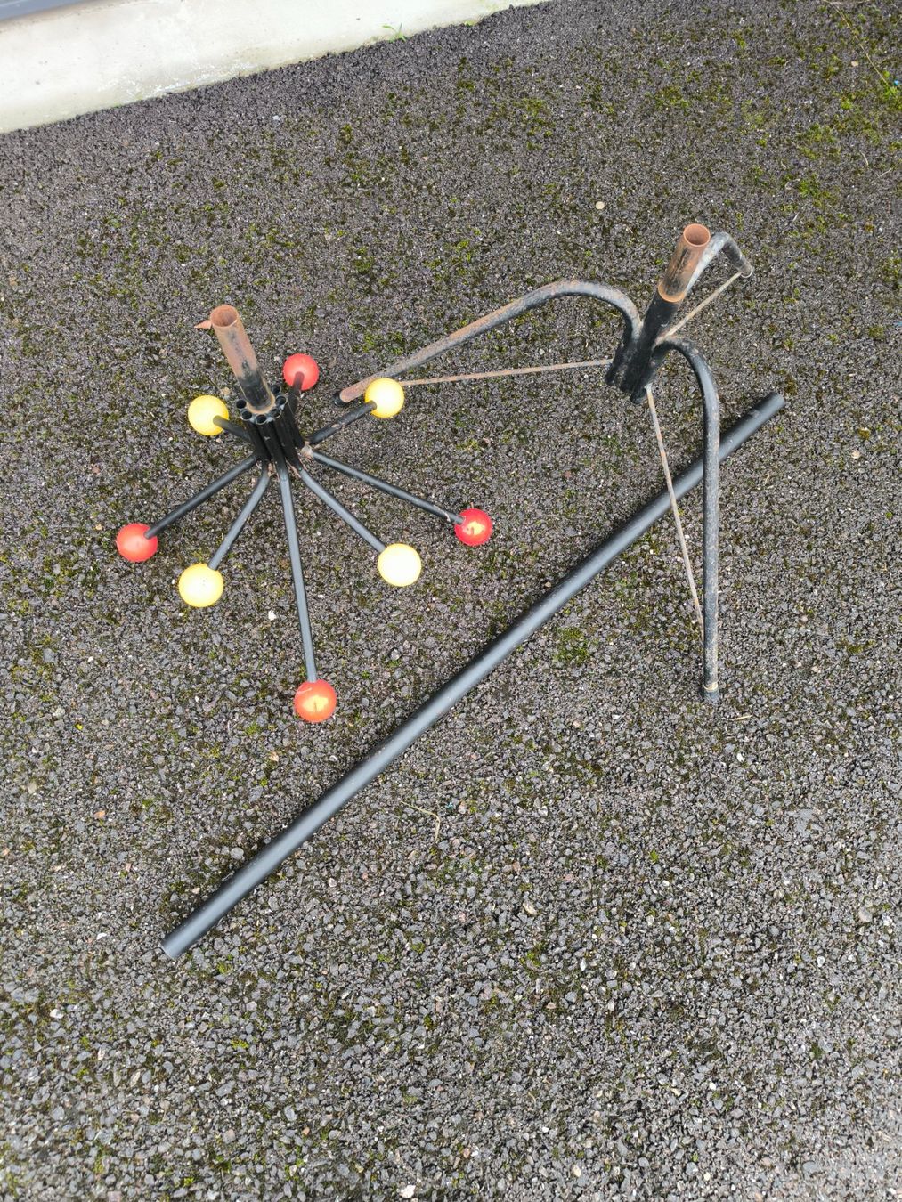 Guardaroba: Portemanteau tripode goût Feraud – Usato da Wittenheim venduto da LeGrenierdeSam 7