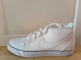 NIKE TOKI Gr. 44