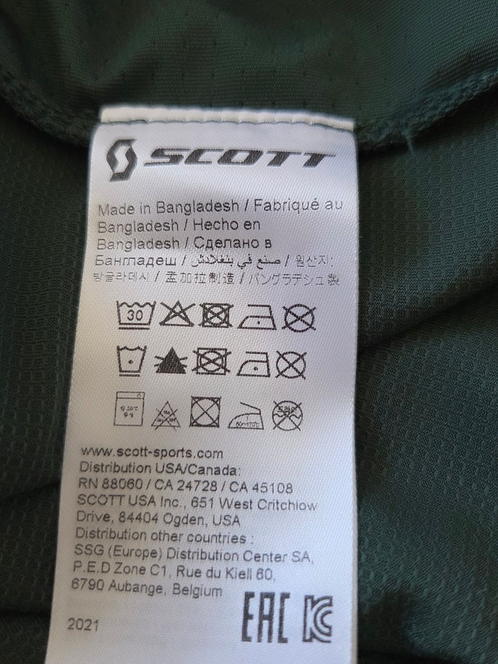 Scott Canottiere & Pantaloni: Fahrrad-Trikot von SCOTT – Usato da Oberrieden venduto da Smart570 5