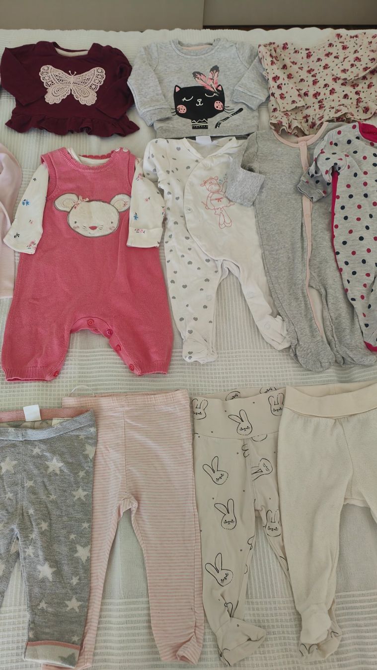 Lotti & Set di vestiti: Babykleider Set Mädchen Grösse 62/68 – Usato da Root venduto da GregorO 4