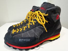 Fitwell Bergschuhe / Alpine Hiking Boots – Vibram – 40.5
