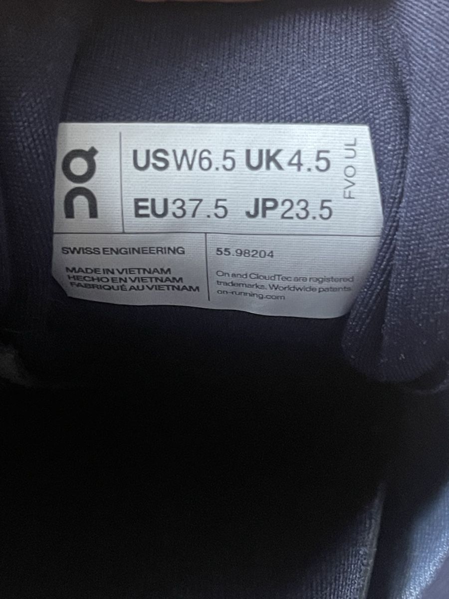 On Scarpe da donna: On Laufschuhe Damen Grösse 37 – Nuovo (secondo la descrizione) da Dietikon venduto da Nieselchen 7