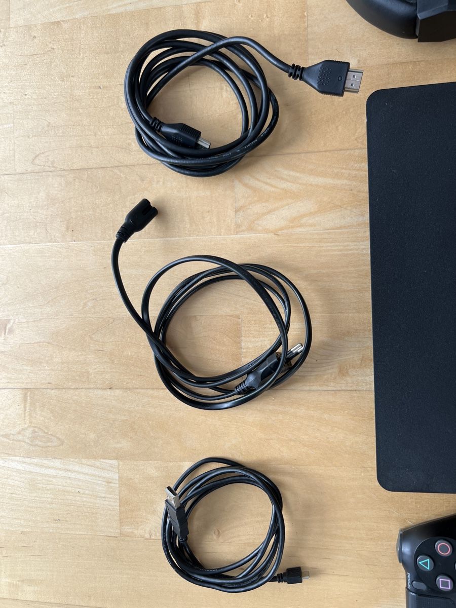 Sony Console: Play Station 4 inkl. Zubehör – Usato da Reiden venduto da Husaberg93 2