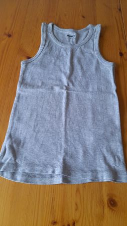 Sommer-Shirt gr. 134/140 in grau pepperts