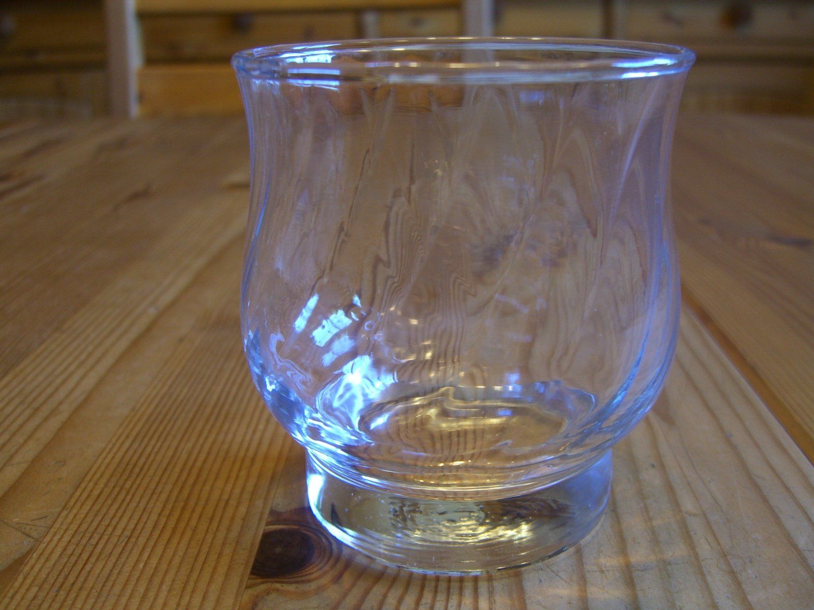 Gläser: 4 Coupe Gläser, Dessert Schalen – Gebraucht aus Winterthur von Ghandi5 4