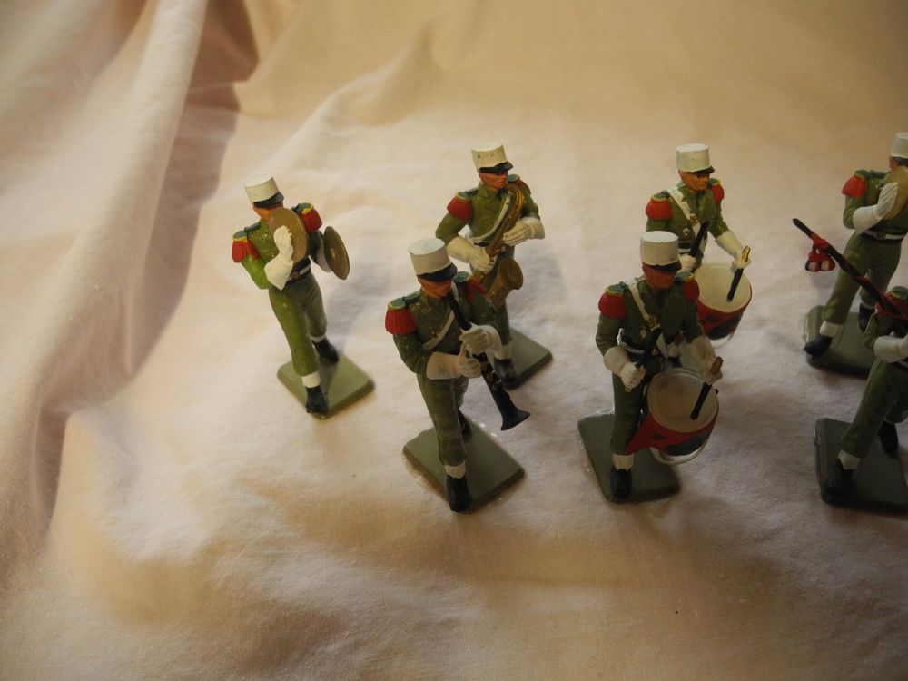 Boîte Starlux 24 Figurines 1/50 Armée Allemande 35mm à Peindre – NEUF
