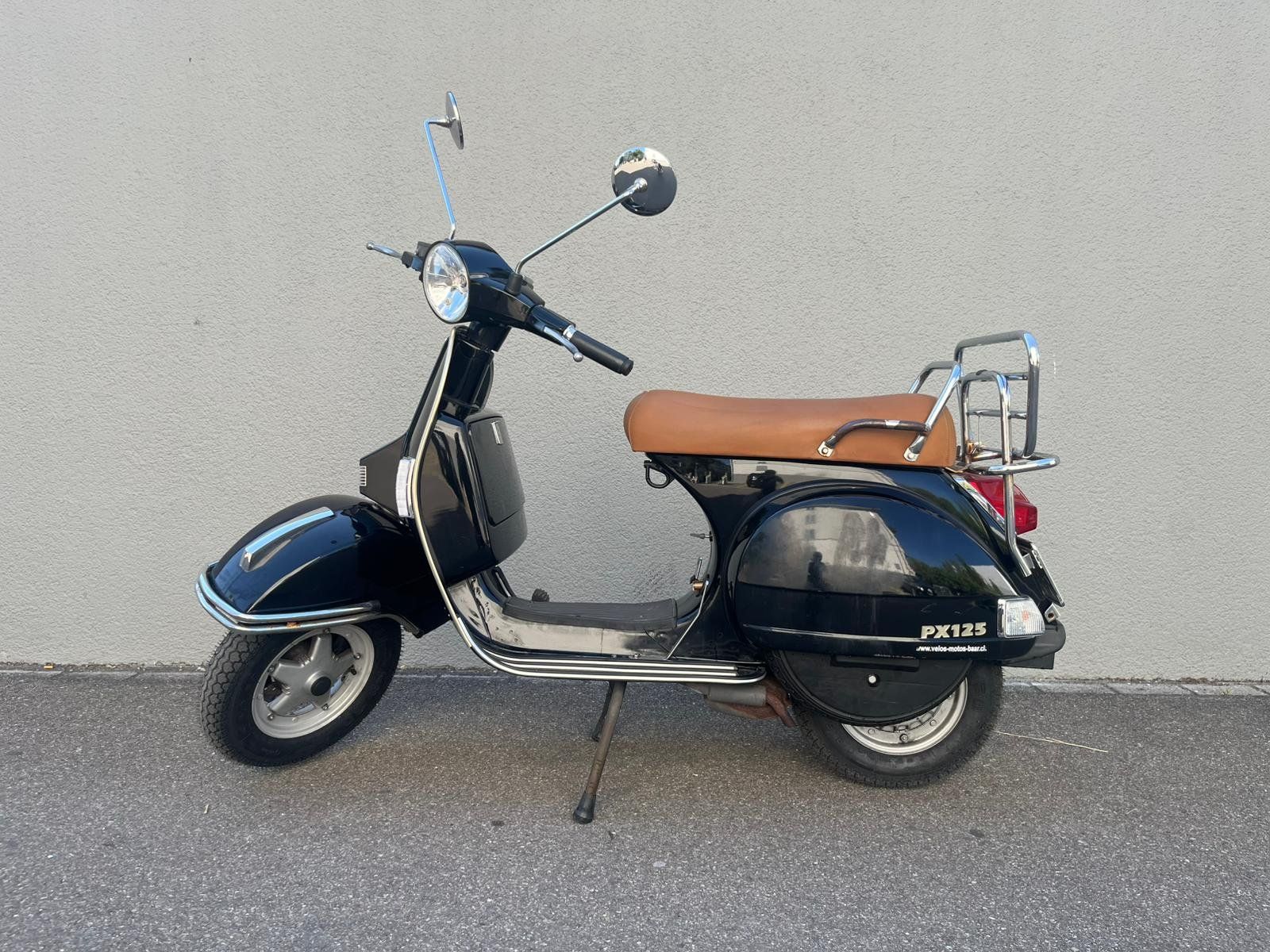 Piaggio Scooters: Piaggio Vespa PX 125E Disc – D'occasion à Schübelbach par joker55