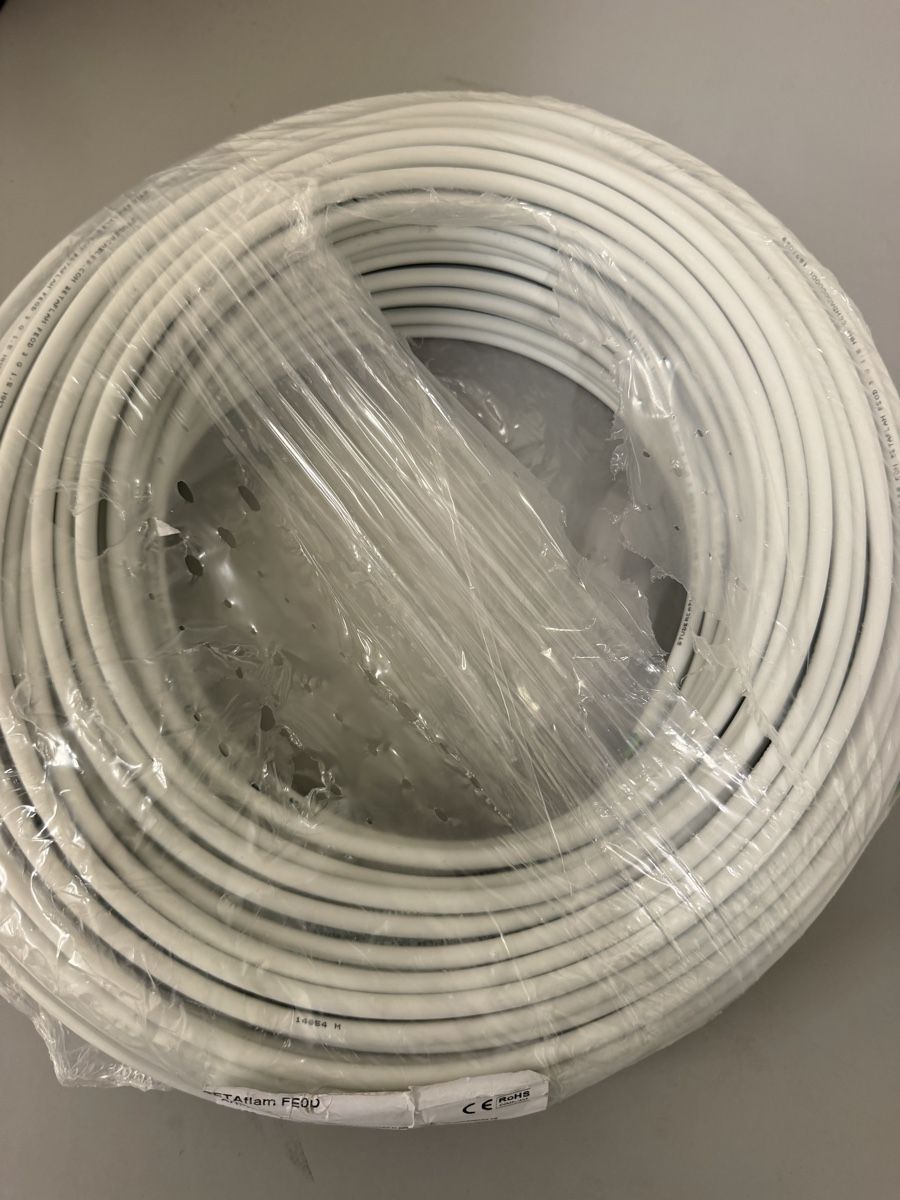 Cavi: Kabel 3x1.5 100m – Nuovo (secondo la descrizione) da Zürich venduto da papaplatte 2