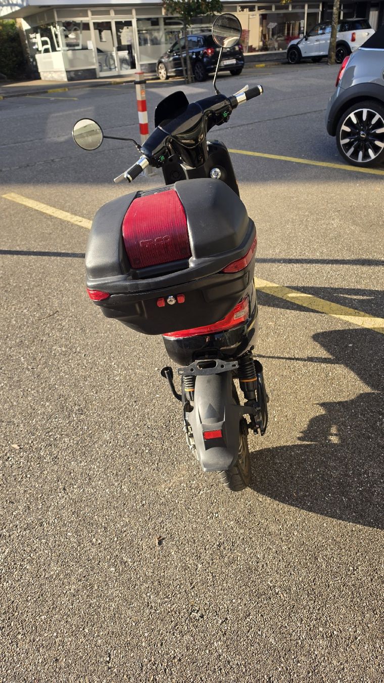 Scooters: Eroller nur 700km – Gebraucht aus Olten von jos_q9k6 4