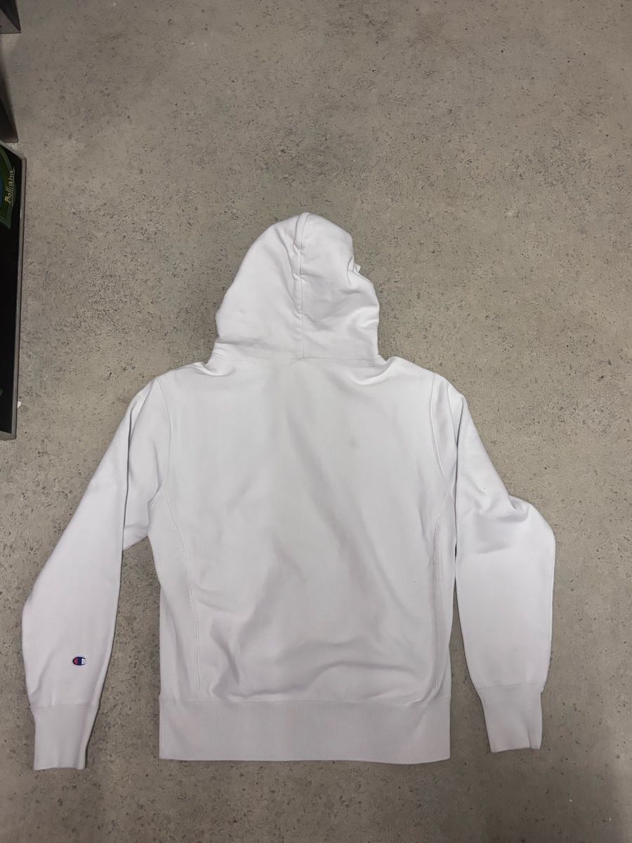 Champion Maglioni & Felpe: Champion Reverse Hoodie – Usato da Lugano venduto da Fynd 4
