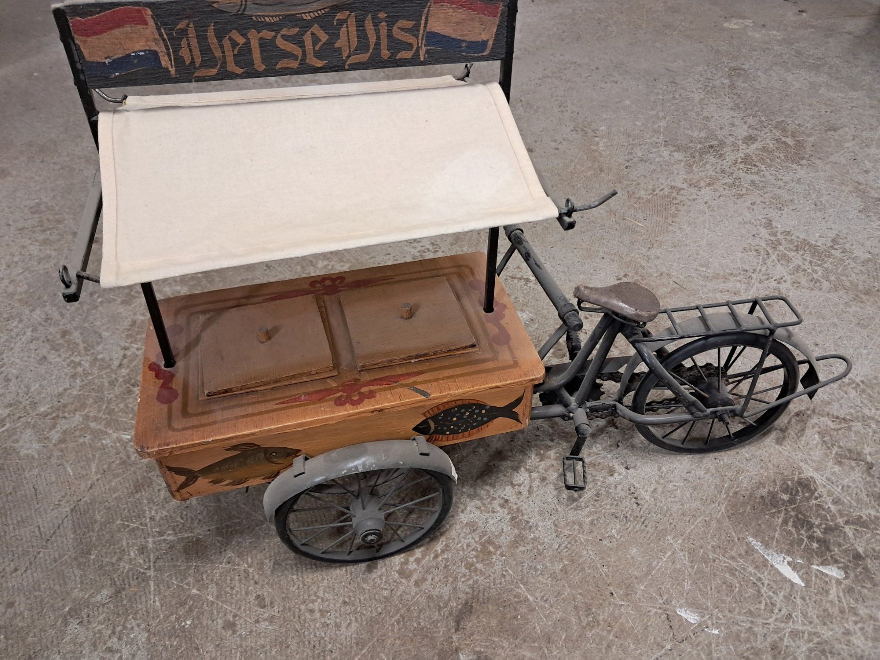 Carriole: Nostalgischer Eiswagen – Usato da Fällanden venduto da nassoss 1