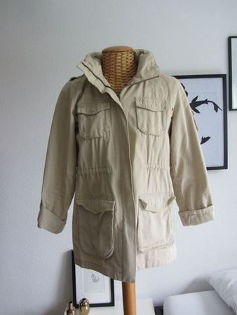 Jacke beige leicht - 34