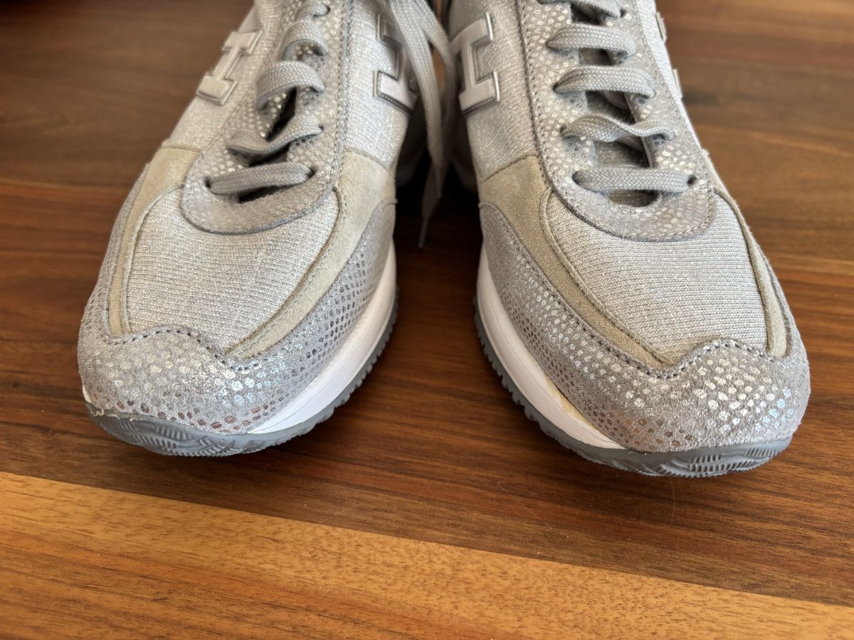 Hogan Scarpe da donna: Hogan Sneakers Gr. 39 1/2 – Usato da Winterthur venduto da san_wd8j 1