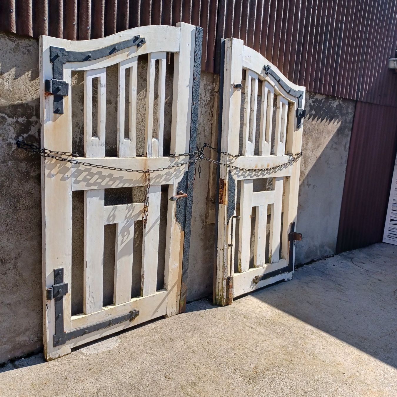 Porte: Scheunentore-/Gartentore Vintage aus Holz – Usato da Niederhelfenschwil venduto da Chleeblatt1938 6