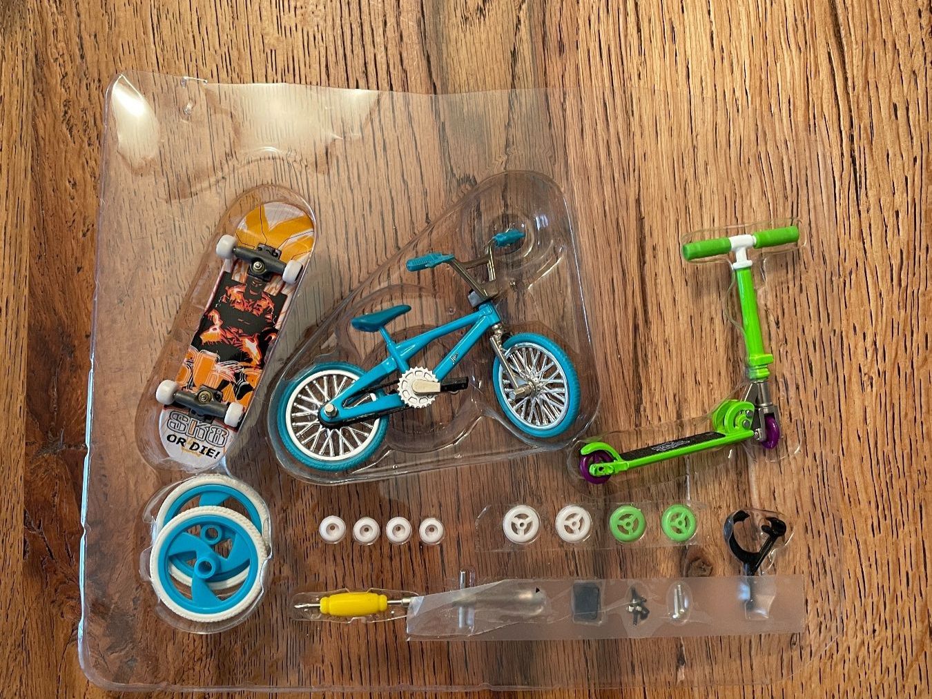Giocattoli: Grip & Tricks, BMX Tech – Usato da Rothenburg venduto da Disney3 1