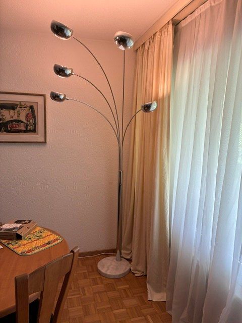 Lampade: Bogenlampe – Usato da Volketswil venduto da Schnieke 1