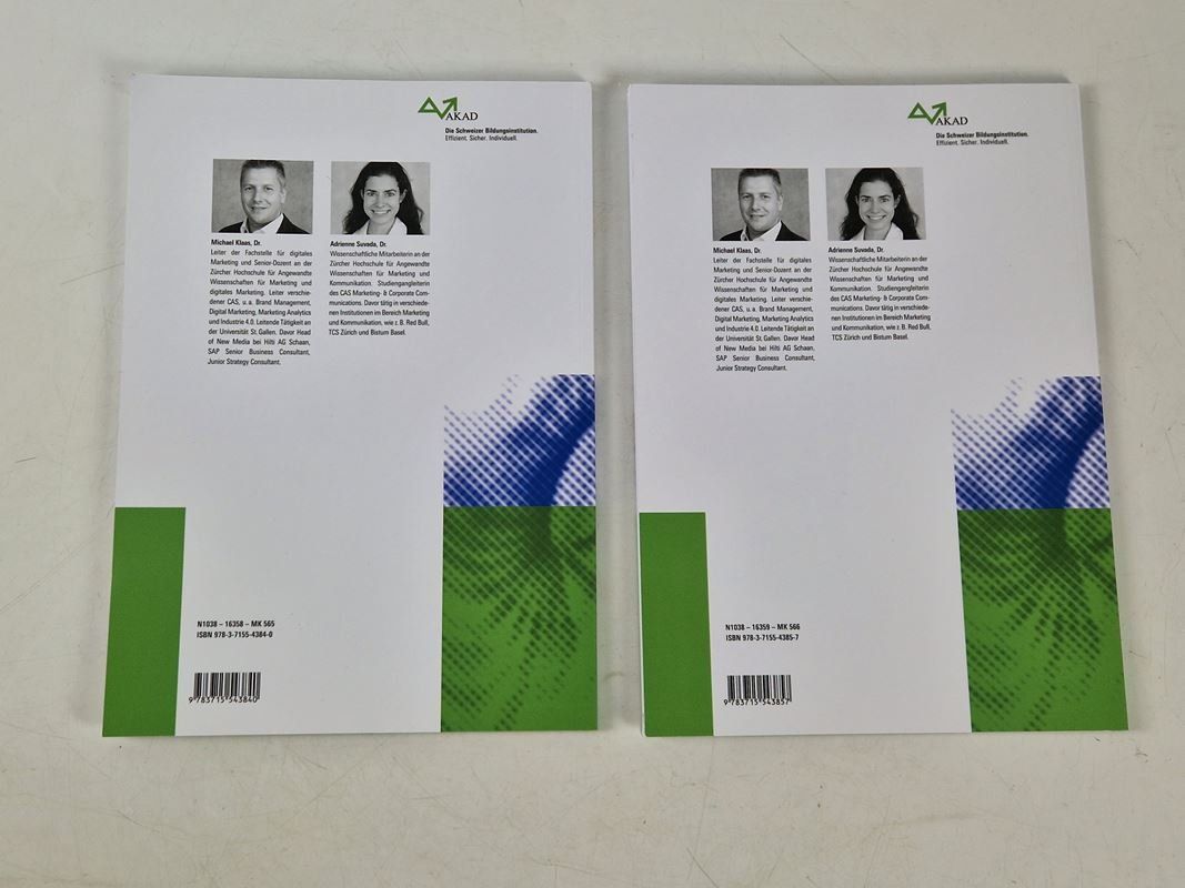 Libri: Kursprogramm Digitales Marketing 2/2 Bücher – Usato da Muhen venduto da Restwert_Muhen 1
