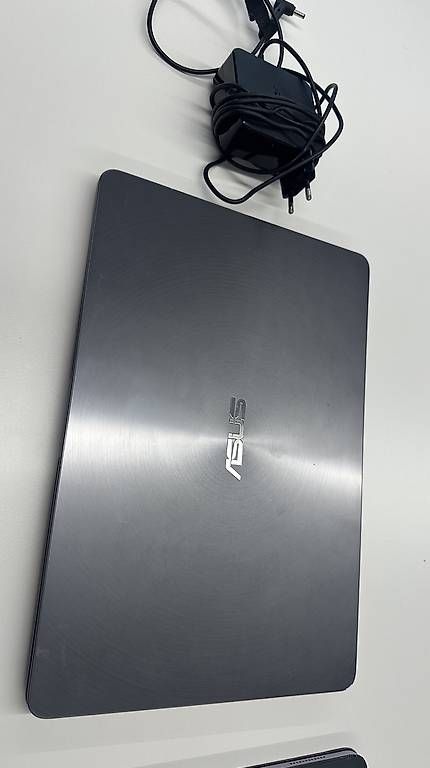 Asus Notebook: ASUS Zenbook UX430U – Usato da Egg b. Zürich venduto da e34525i 1