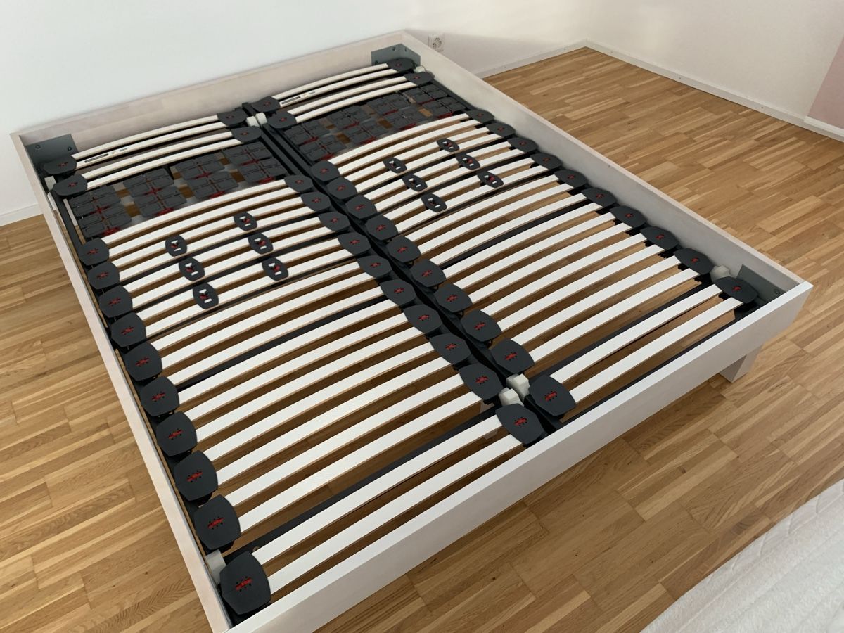 Letti: Bettgestell 160x200cm mit Lattenrost – Usato da Utzenstorf venduto da ani_ycj5 3