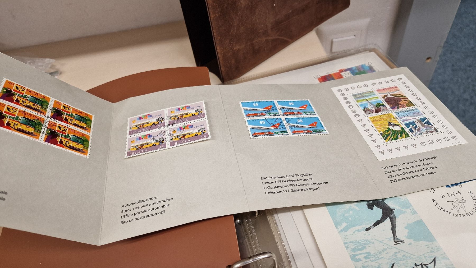 Alle Briefmarken: Schweizerische Feldpost Sammlung im Album, – Gebraucht aus Herisau von Antiques.AR 5