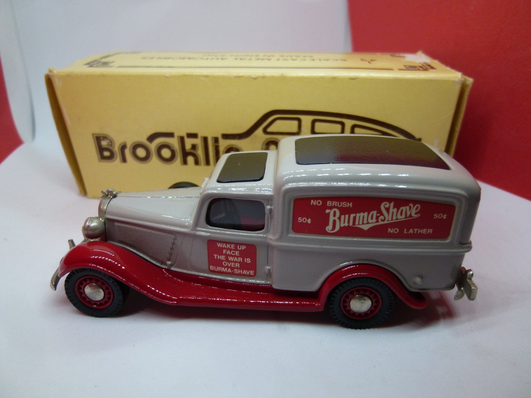 Brooklin Modellini d'auto: BROOKLIN - Dodge Van "Shave" 1936 - NEW in OVP – Nuovo (secondo la descrizione) da Reiden venduto da mondial2