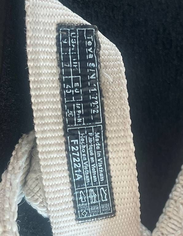 Teva Damenschuhe: Hellbeige Teva Sandalen Gr. 40 – Gebraucht aus Lyss von Nicole71 3