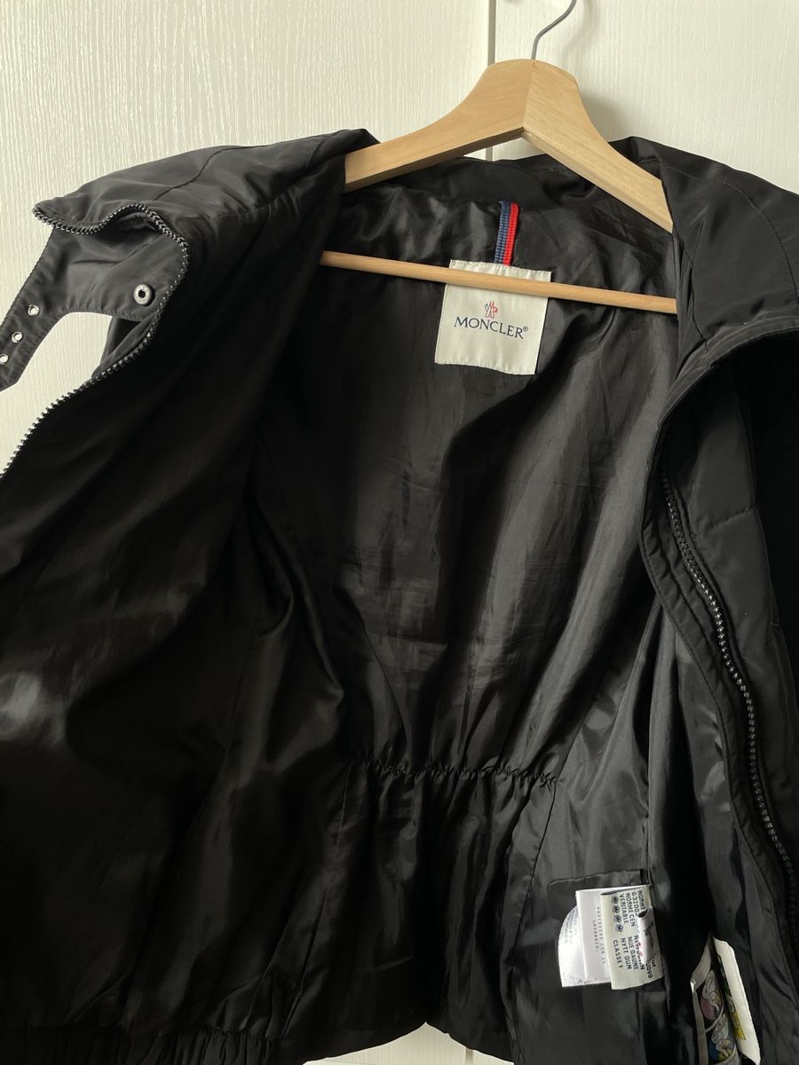 Moncler Jacken: Moncler Daunenjacke – Gebraucht aus Pfaffhausen von ame_2q5n 1