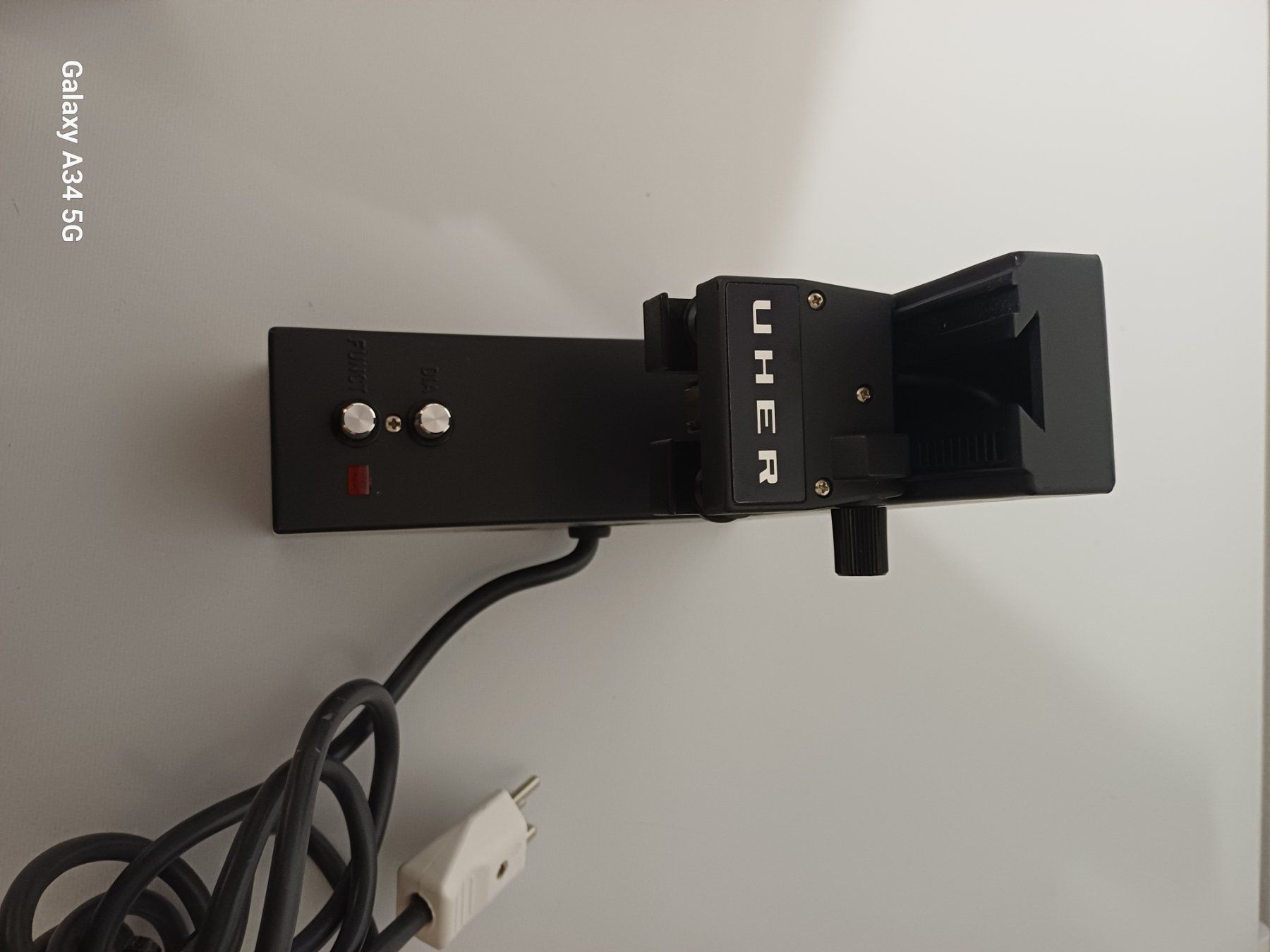 Fotocamera: Dia pilot F 423 – Usato da Bevaix venduto da Daci6