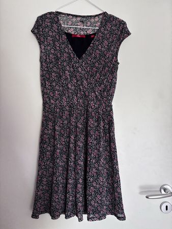 S. Oliver Sommerkleid mit Blumenmuster, Gr. 34