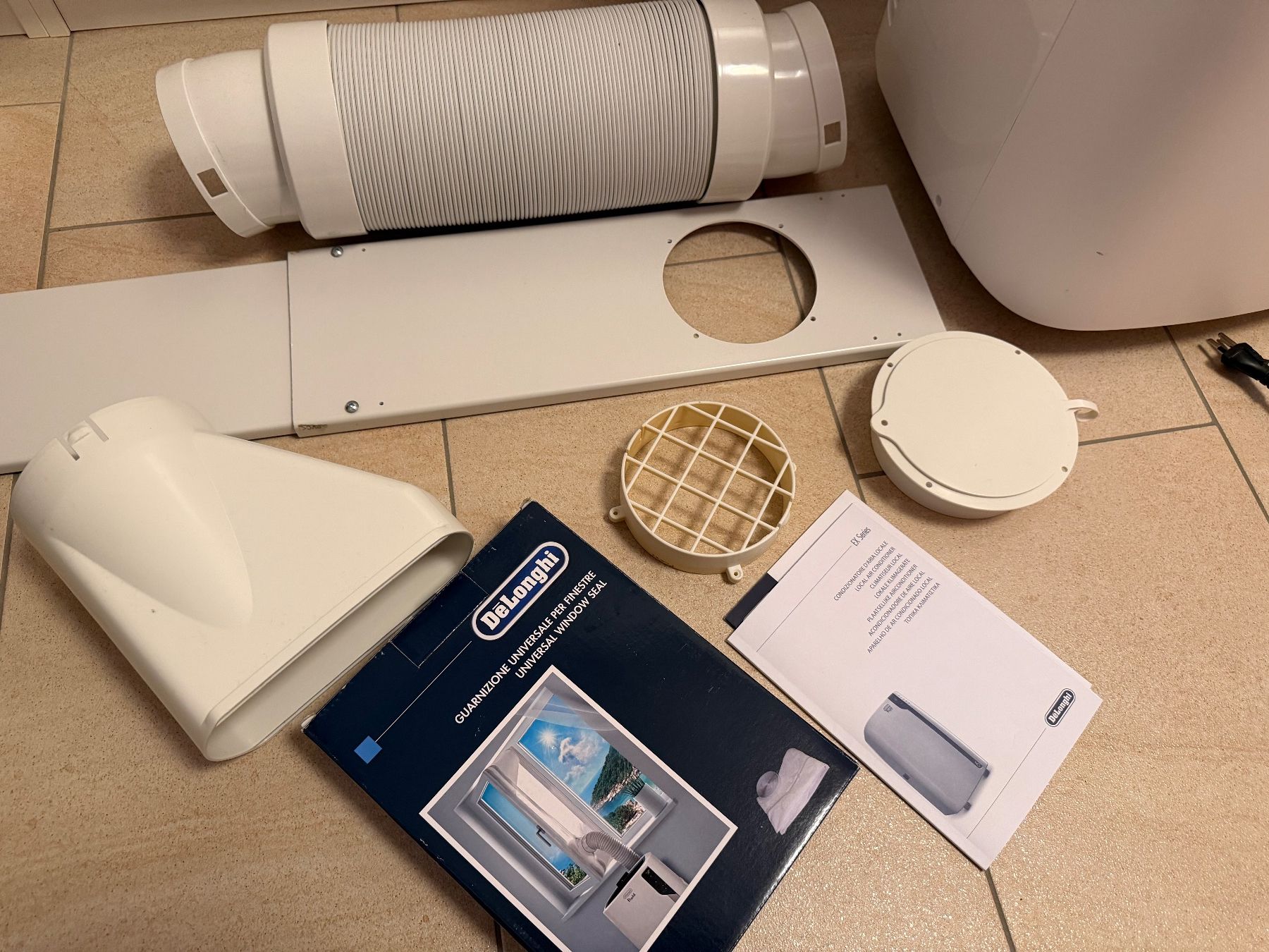 De'Longhi Climatiseurs: DeLonghi Pinguino PAC EX100 Silent – D'occasion à Zürich par dbi_8v5f 1