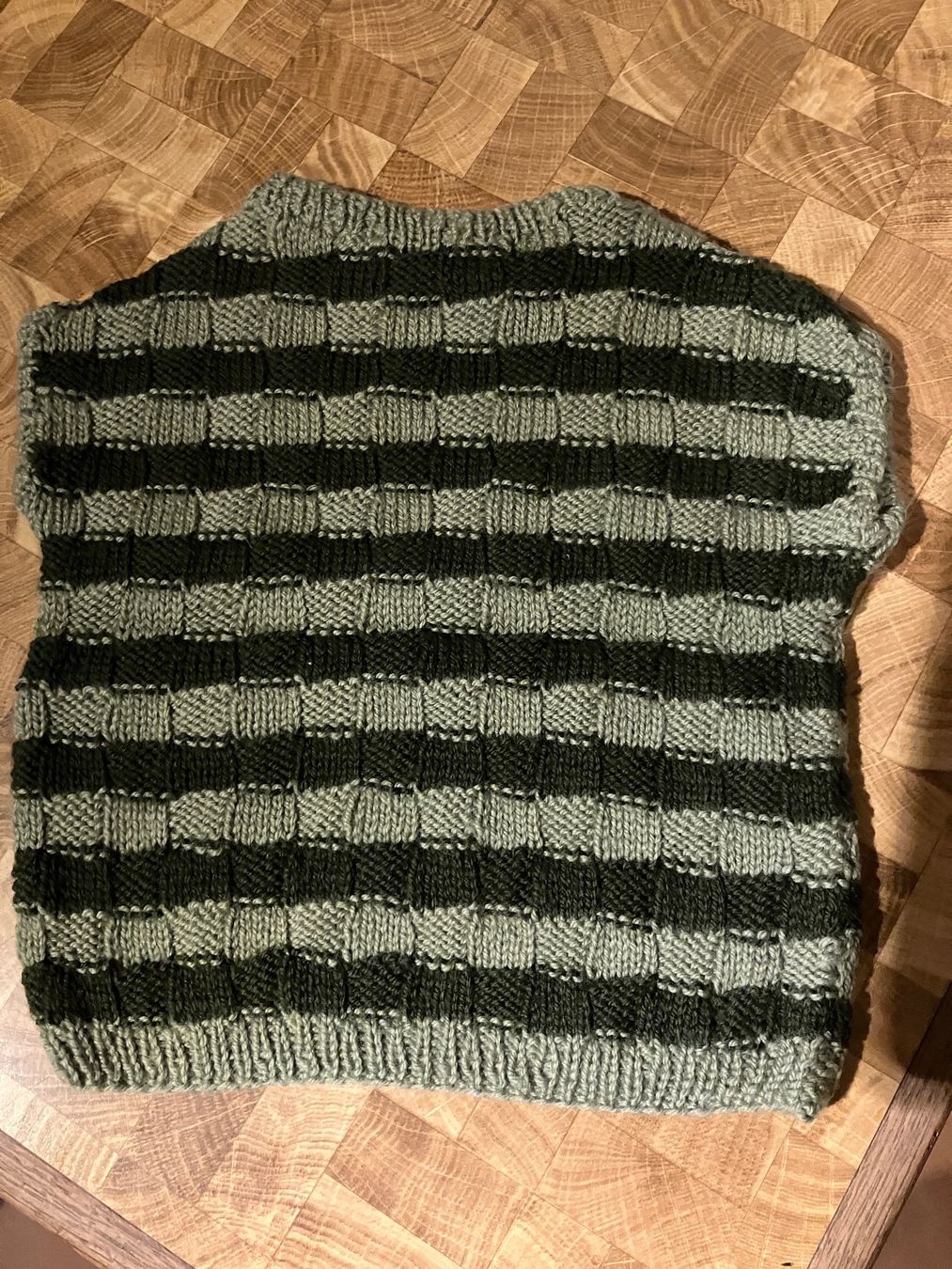 Maglioni & Felpe: Ärmelloser Pullover – Nuovo (secondo la descrizione) da Benken ZH venduto da Manuela035 1