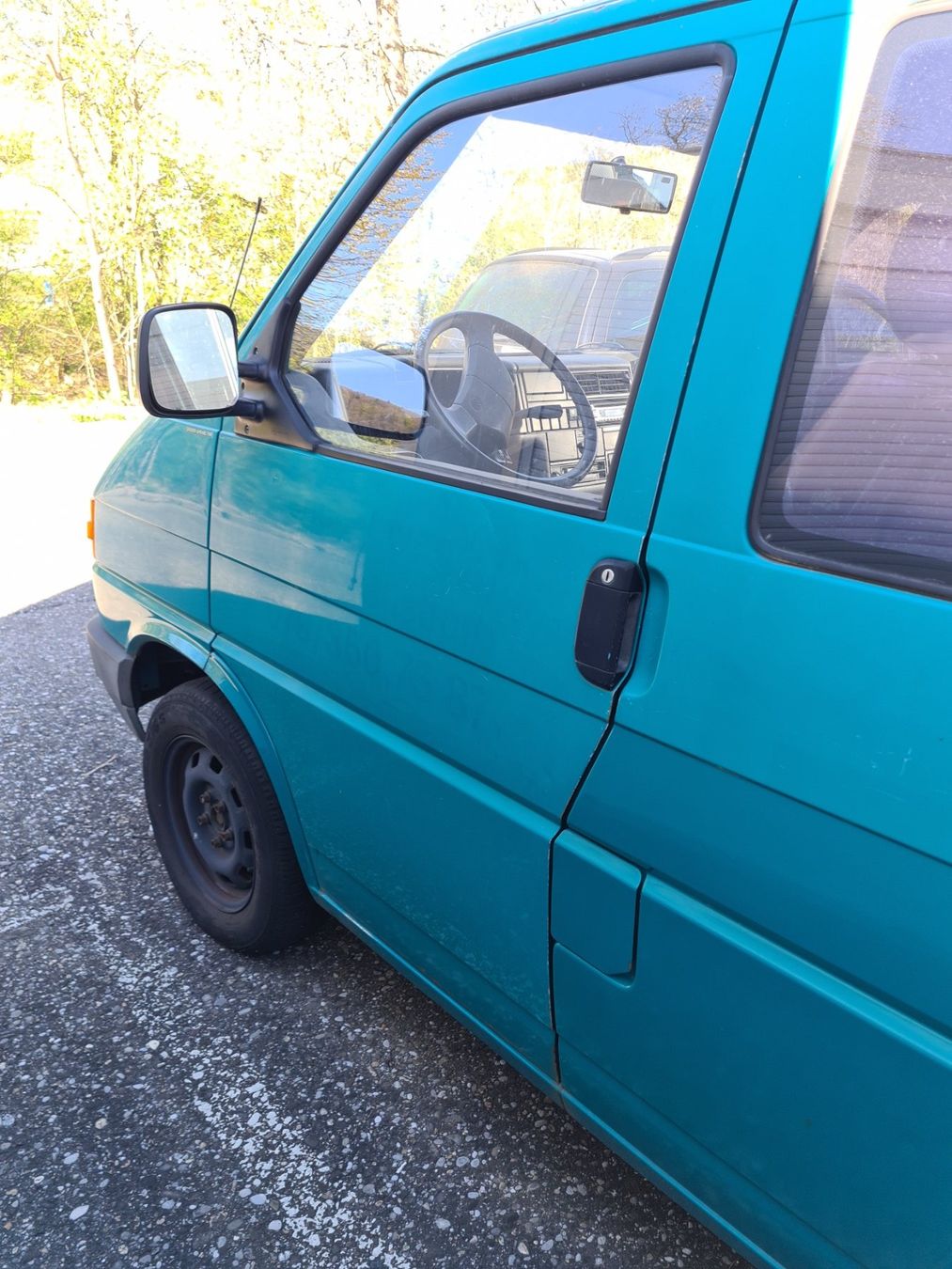 Volkswagen Tutti pezzi di ricambio auto: VW T4 Türe Vorne – Usato da Laupersdorf venduto da strizini 3