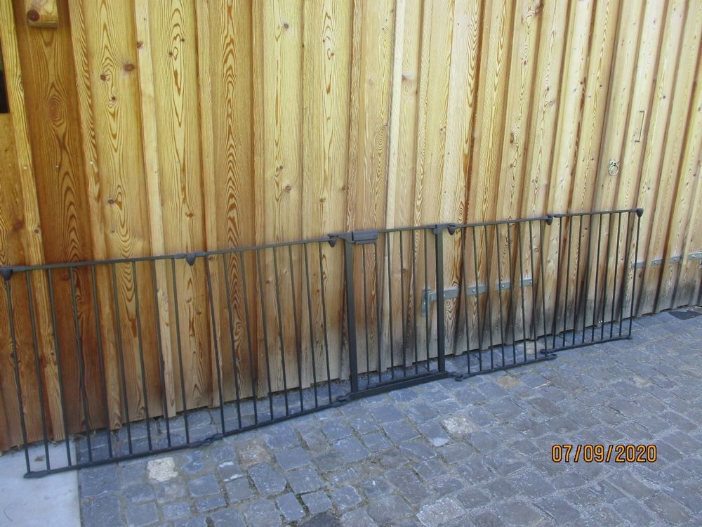 Breites Absperrgitter mit Türchen (Gebraucht) in Bäretswil für CHF 1 ...