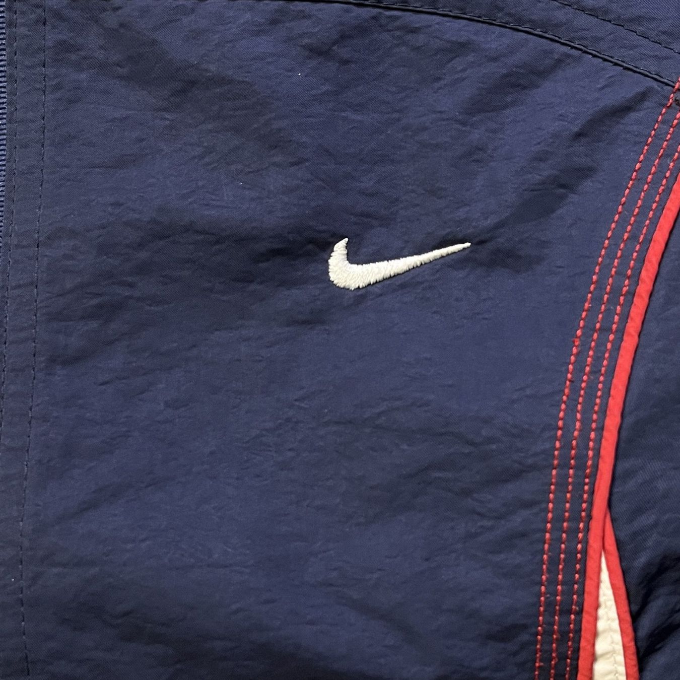 Nike Giacche: Vintage Nike Trackjacket (L) – Nuovo (secondo la descrizione) da Chamoson venduto da Sapoloshop 1